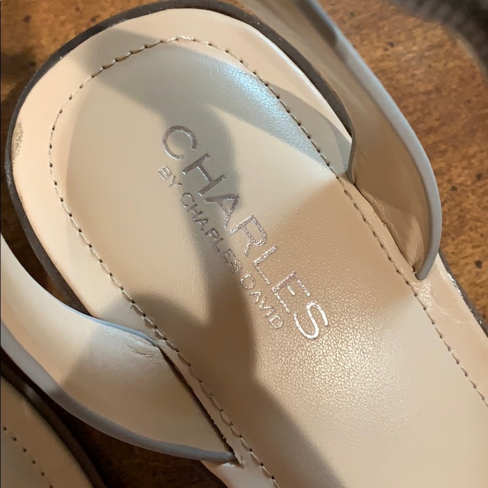 Sandals - Picture 5 of 7